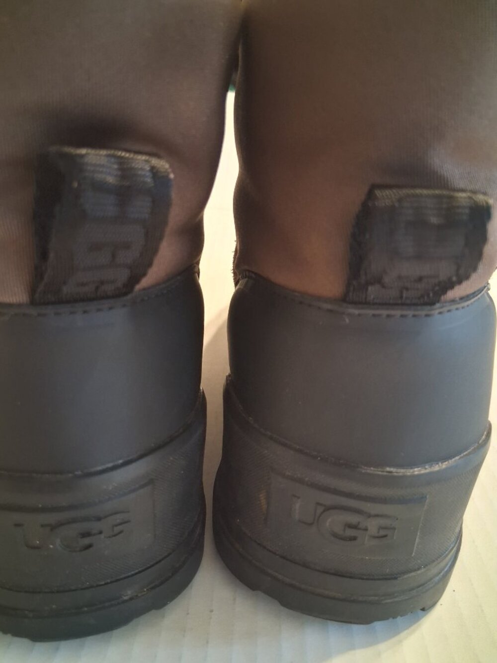 UGG Classic Klamath Mini Winter Boot - Picture 10 of 13